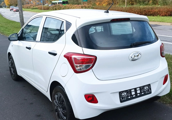 Hyundai i10 cena 27900 przebieg: 17200, rok produkcji 2016 z Poznań małe 29